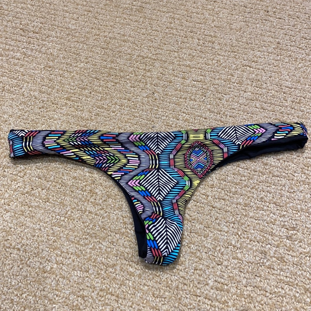 L*Space reversible bottoms